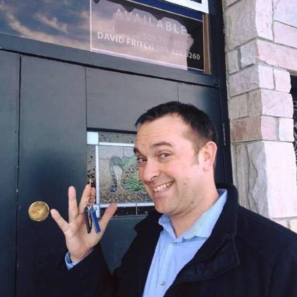 Meet your Posher, David - Picture 1 of 1